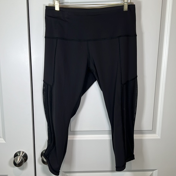 Lululemon Hot To Street Crop - Picture 5 of 12